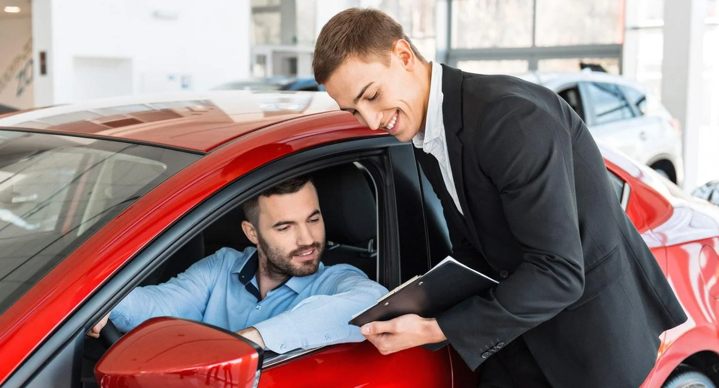 Требования к возрасту и стажу водителя при аренде автомобиля - 2